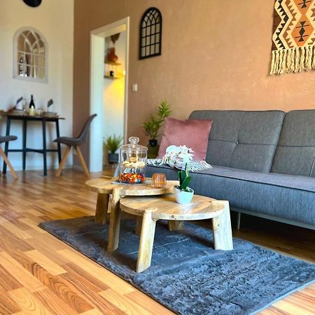 Elbling Apartment Mit Terrasse - Netflix - Parkplatz - Weinbergblick Meißen Exterior foto