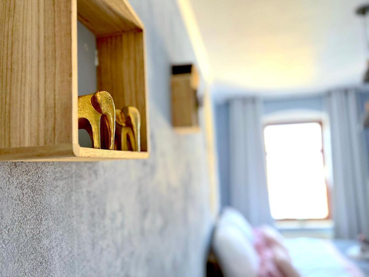 Elbling Apartment Mit Terrasse - Netflix - Parkplatz - Weinbergblick Meißen Exterior foto