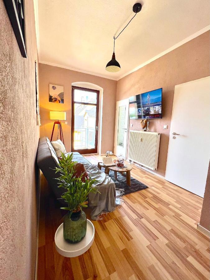 Elbling Apartment Mit Terrasse - Netflix - Parkplatz - Weinbergblick Meißen Exterior foto